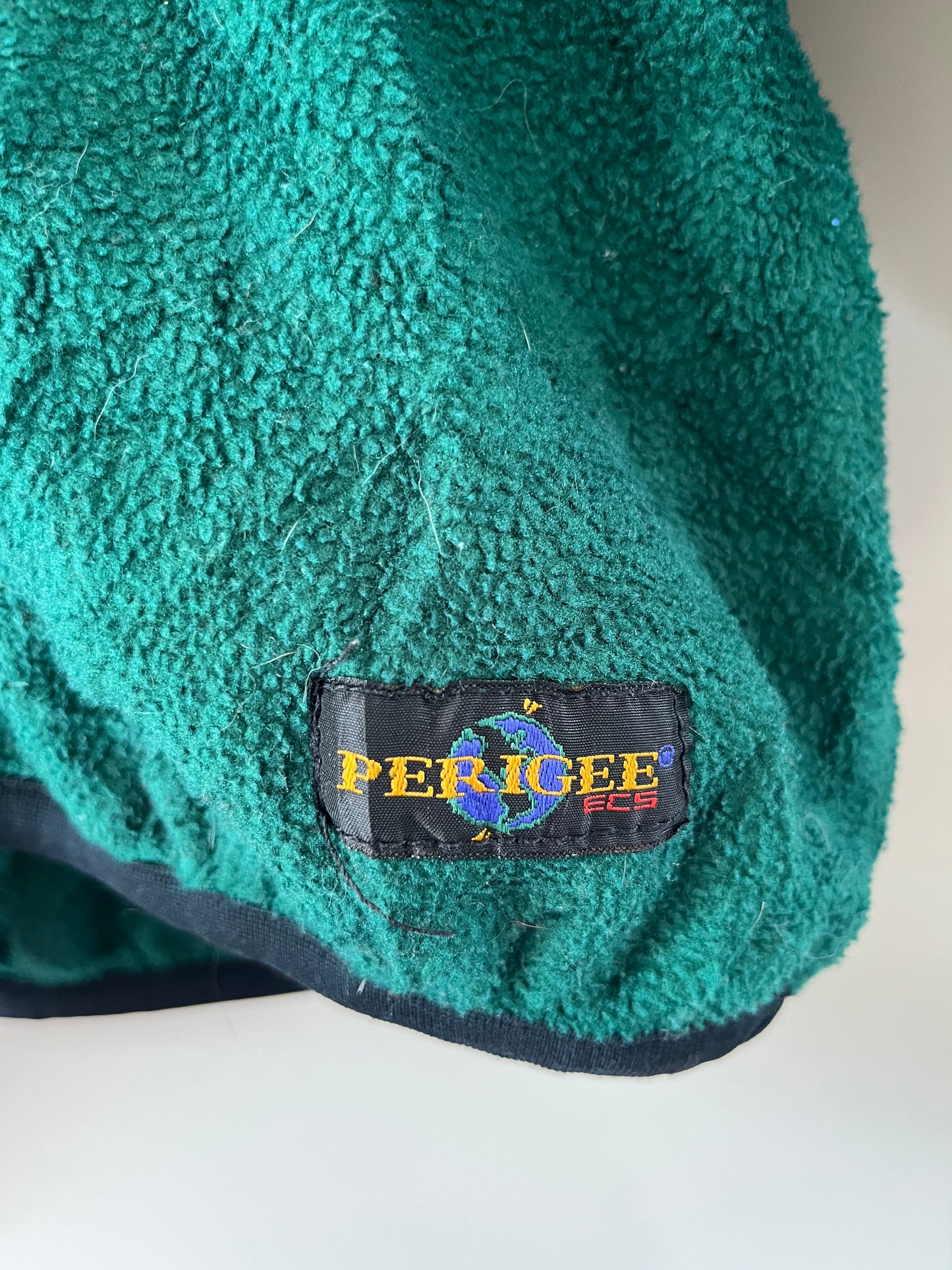 Vintage Perigee 1/4 Zip Fleece | L