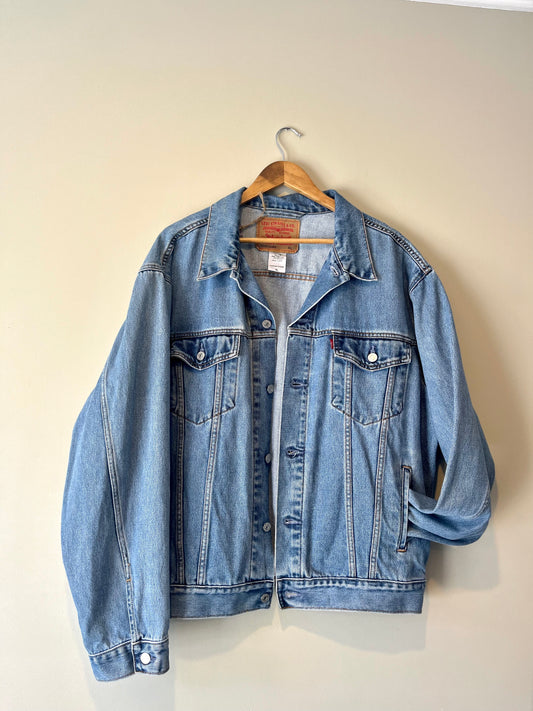 Levi's Denim Trucker Jacket | XL